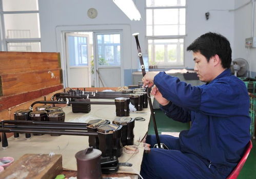上海民族樂器一廠改制啟新程 老字號(hào)奏響產(chǎn)業(yè)升級(jí)與國(guó)際化交響